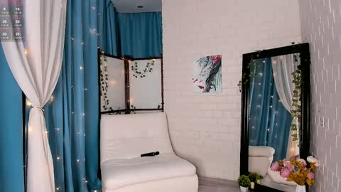 Chloe online show from 05-30-26, 05:26