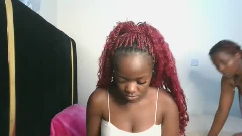 Snapshot of stargirl_lia chatting on 11-09-25, 05:33 lia online show from 11-09-25, 05:33