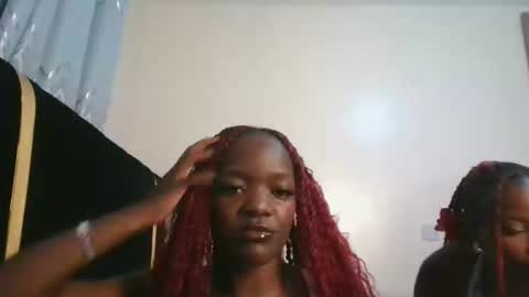 Snapshot of stargirl_lia chatting on 11-13-25, 06:51 lia online show from 11-13-25, 06:51