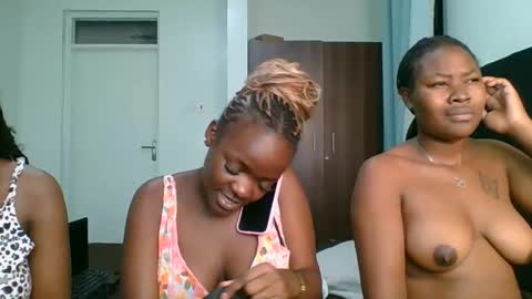 lia online show from 05-15-26, 06:26