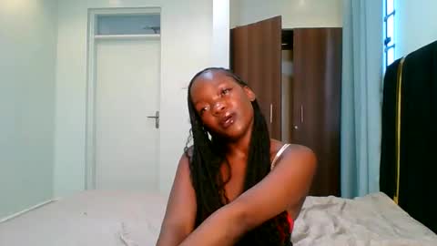 lia online show from 05-21-26, 11:06