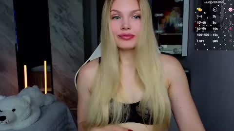 Caroline online show from 06-26-26, 04:50