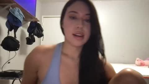 starlitdreams777 online show from 03-01-25, 06:24