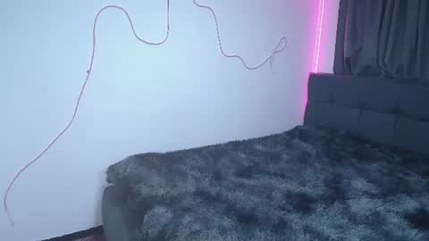 Snapshot of starlitpeachy chatting on 07-14-26, 05:40 vanessa online show from 07-14-26, 05:40