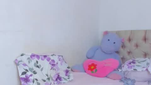 Snapshot of stassiebell chatting on 01-18-25, 03:49 stassiebell online show from 01-18-25, 03:49