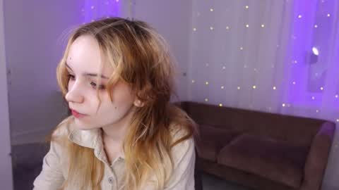 MONICA online show from 10-08-25, 01:42