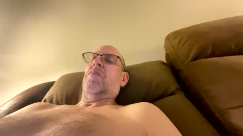 steel259373 online show from 04-20-26, 04:15