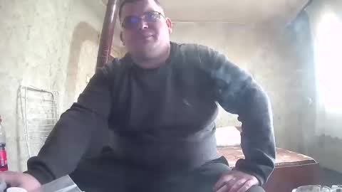 Snapshot of stefan90pt chatting on 04-03-26, 11:08 Stefan online show from 04-03-26, 11:08