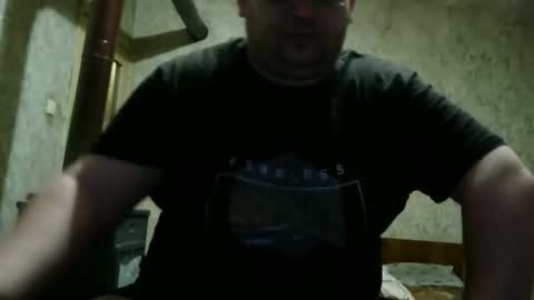 Snapshot of stefan90pt chatting on 04-05-26, 02:42 Stefan online show from 04-05-26, 02:42