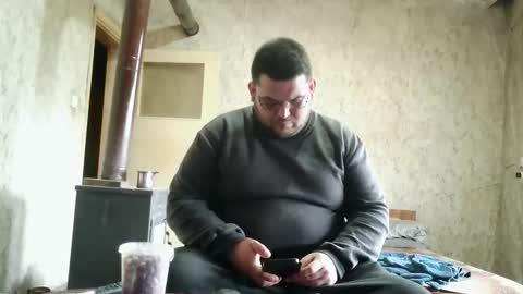Snapshot of stefan90pt chatting on 04-20-26, 10:07 Stefan online show from 04-20-26, 10:07