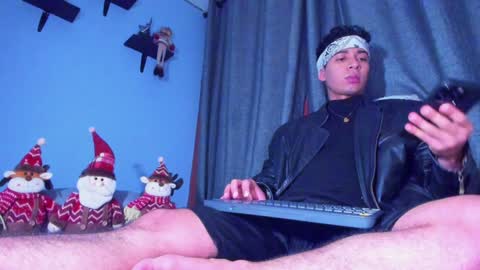 Snapshot of stefann_salvatore chatting on 12-30-24, 12:22 Stefann Salvatore online show from 12-30-24, 12:22
