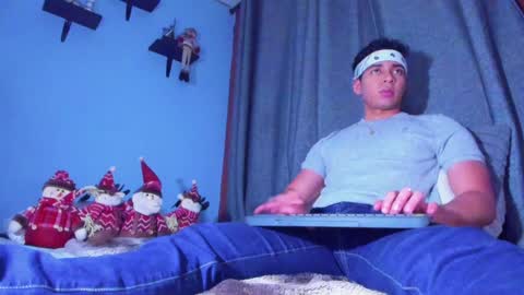 Snapshot of stefann_salvatore chatting on 01-03-25, 04:55 Stefann Salvatore online show from 01-03-25, 04:55