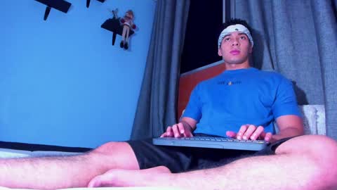 Snapshot of stefann_salvatore chatting on 01-19-25, 01:10 Stefann Salvatore online show from 01-19-25, 01:10