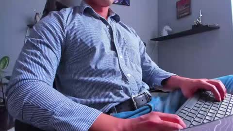 Snapshot of stefann_salvatore chatting on 04-23-26, 10:01 Stefann Salvatore online show from 04-23-26, 10:01