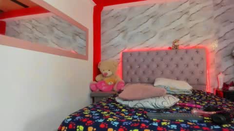 stefany_andruw online show from 11-21-25, 05:22