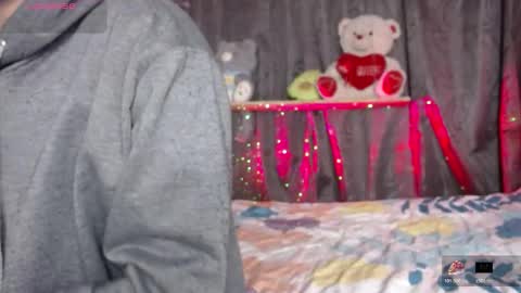 Snapshot of stefany_pablo1 chatting on 11-19-25, 11:54 stefany_pablo1 online show from 11-19-25, 11:54