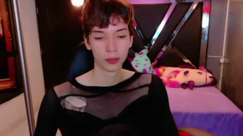 stefany piink online show from 06-09-26, 02:06