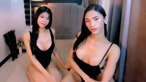 Snapshot of steffani_deluxe chatting on 02-02-26, 01:37 STEF online show from 02-02-26, 01:37