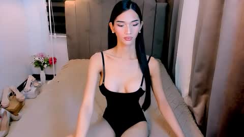Snapshot of steffani_deluxe chatting on 02-27-26, 03:06 STEF online show from 02-27-26, 03:06