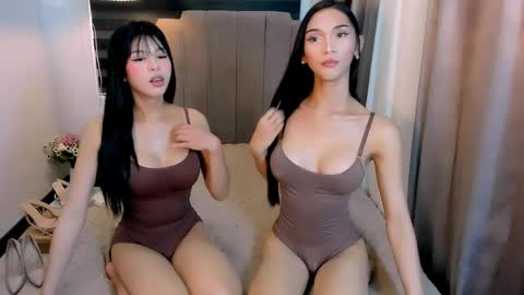 Snapshot of steffani_deluxe chatting on 04-15-26, 03:57 STEF online show from 04-15-26, 03:57