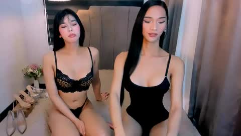 Snapshot of steffani_deluxe chatting on 04-16-26, 04:46 STEF online show from 04-16-26, 04:46