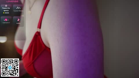 STEFI  Streams every day from 10 PM GTM1  online show from 04-05-26, 09:23