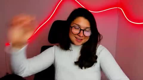 Snapshot of steffi_xo chatting on 09-08-25, 05:45 Steffi online show from 09-08-25, 05:45