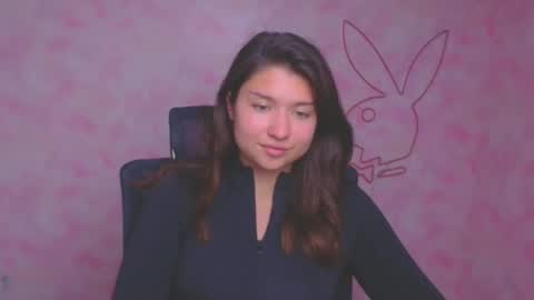 Snapshot of steffi_xo chatting on 09-10-25, 06:41 Steffi online show from 09-10-25, 06:41