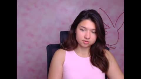 Snapshot of steffi_xo chatting on 09-11-25, 08:42 Steffi online show from 09-11-25, 08:42