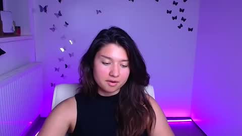 Snapshot of steffi_xo chatting on 09-16-25, 05:36 Steffi online show from 09-16-25, 05:36
