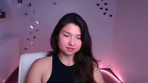 Snapshot of steffi_xo chatting on 09-17-25, 09:38 Steffi online show from 09-17-25, 09:38