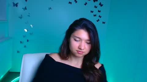 Snapshot of steffi_xo chatting on 09-29-25, 08:46 Steffi online show from 09-29-25, 08:46