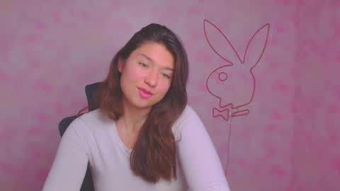 Snapshot of steffi_xo chatting on 10-06-25, 09:23 Steffi online show from 10-06-25, 09:23
