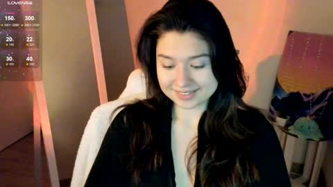 Snapshot of steffi_xo chatting on 02-03-26, 10:04 Steffi online show from 02-03-26, 10:04