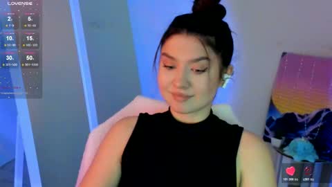 Snapshot of steffi_xo chatting on 02-05-26, 12:37 Steffi online show from 02-05-26, 12:37