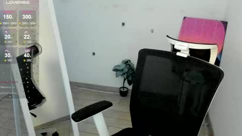 Snapshot of steffi_xo chatting on 03-02-26, 07:21 Steffi online show from 03-02-26, 07:21