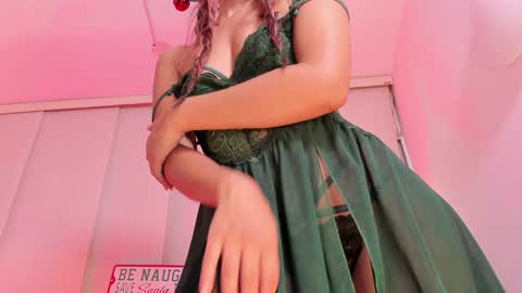 Snapshot of steffy_dan chatting on 12-22-24, 07:54 Steffy online show from 12-22-24, 07:54