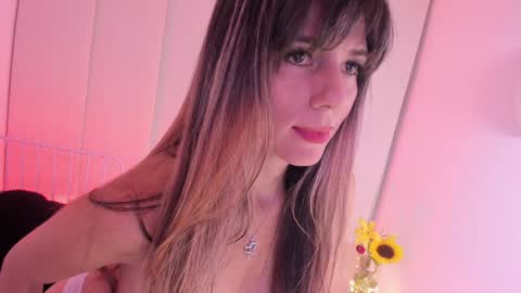 Snapshot of steffy_dan chatting on 02-05-25, 06:35 Steffy online show from 02-05-25, 06:35