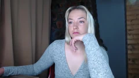 Snapshot of steffynicolle chatting on 03-20-26, 04:28 Steffy online show from 03-20-26, 04:28