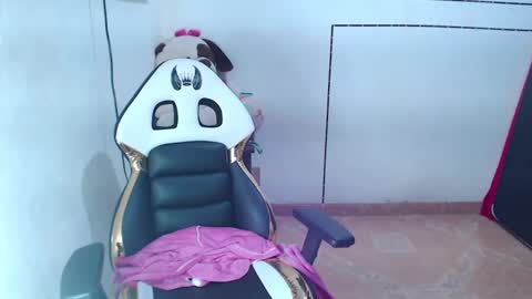 Snapshot of stefializon70 chatting on 10-21-25, 03:18 StefiAlizon online show from 10-21-25, 03:18