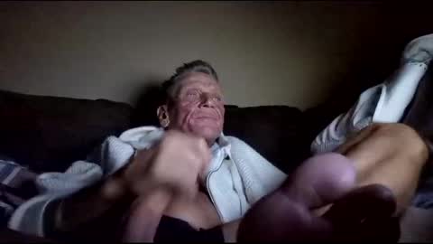 stefy1037 online show from 02-07-25, 07:18