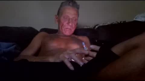 Snapshot of stefy1037 chatting on 05-17-26, 06:55 stefy1037 online show from 05-17-26, 06:55