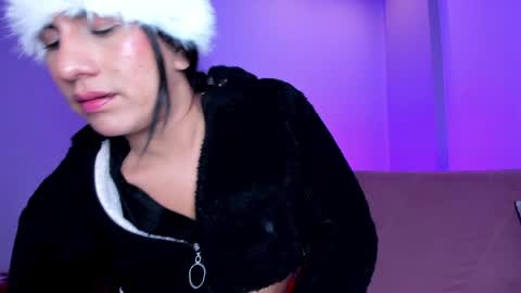 Stefany Bratz online show from 04-05-26, 03:36