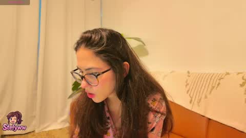 Snapshot of stefyww chatting on 04-18-26, 10:32 Stefy online show from 04-18-26, 10:32