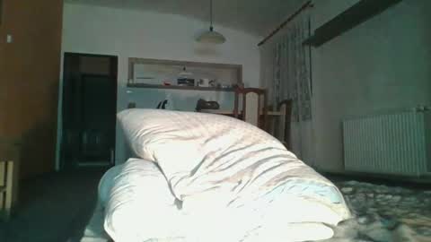 Snapshot of steki038434 chatting on 12-13-25, 07:53 steki038434 online show from 12-13-25, 07:53