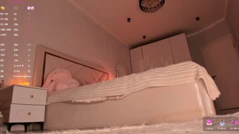 Snapshot of stella__grace chatting on 11-06-25, 04:30 Stella online show from 11-06-25, 04:30