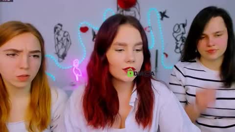 stella_flower online show from 02-23-26, 12:57