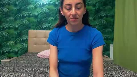 Stella John online show from 01-31-25, 04:36