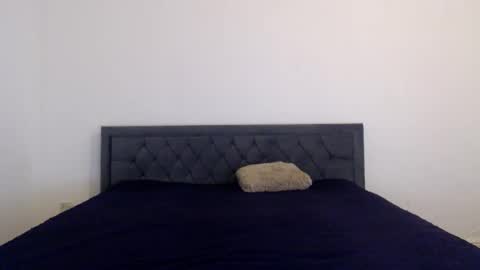 Stella John online show from 09-12-25, 05:40