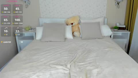 Snapshot of stella_leee chatting on 04-30-26, 12:39 Stella Leee online show from 04-30-26, 12:39